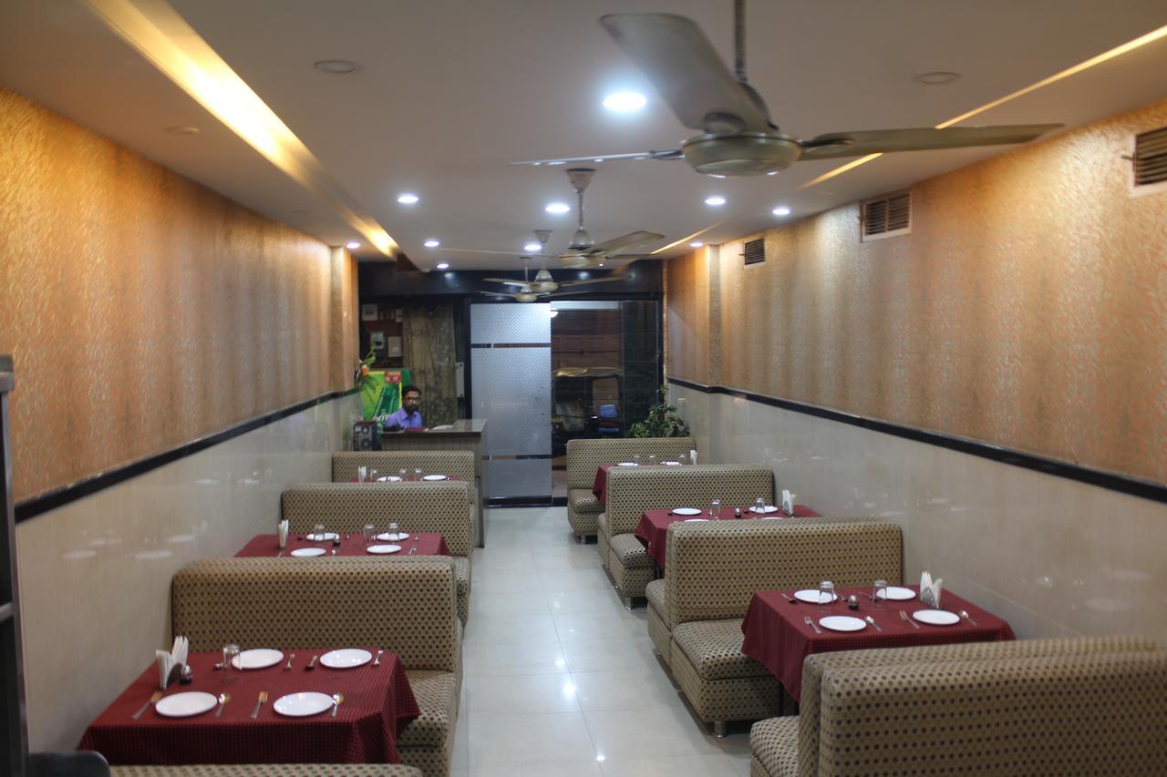 Hotel Avadh Nagpur Exterior photo